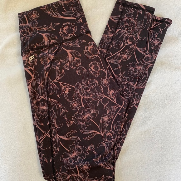 Fabletics Leggings with Flowers - Picture 1 of 3